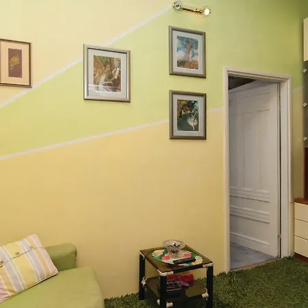 Karlo Apartamento *